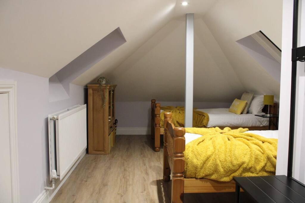 5 Star Apartment Londen Buitenkant foto