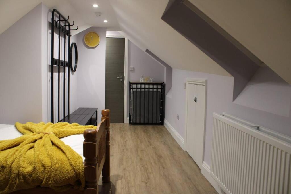 5 Star Apartment Londen Buitenkant foto