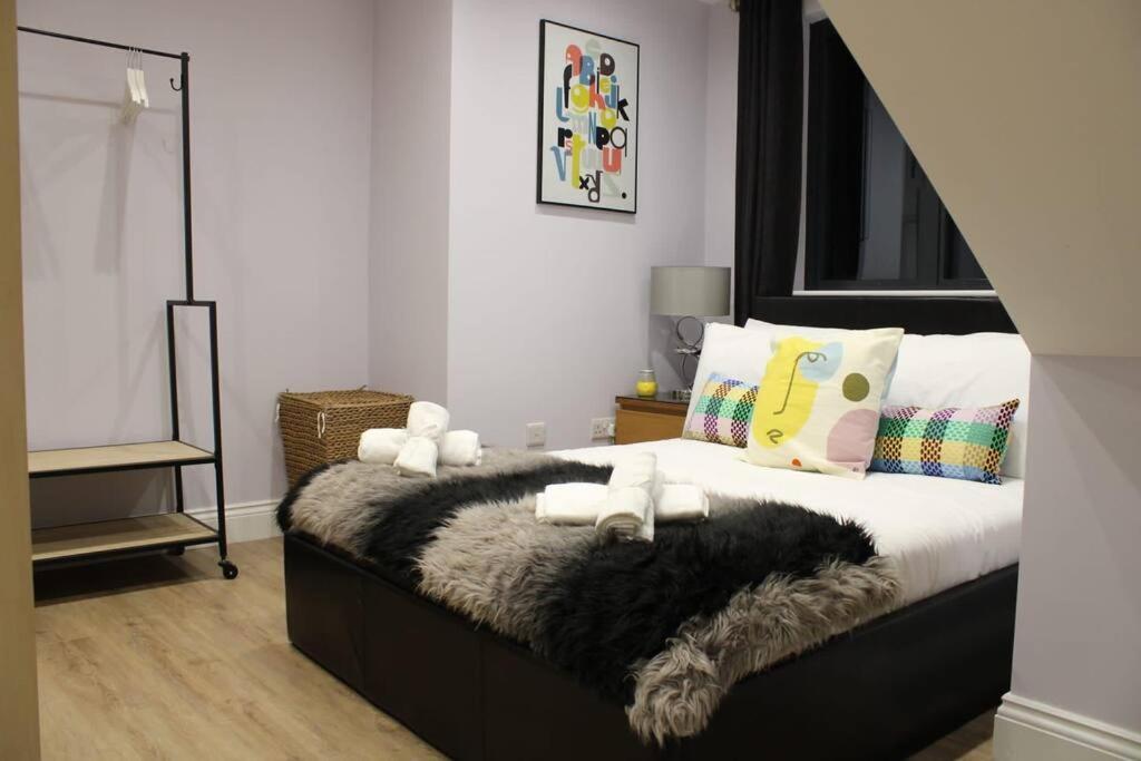 5 Star Apartment Londen Buitenkant foto