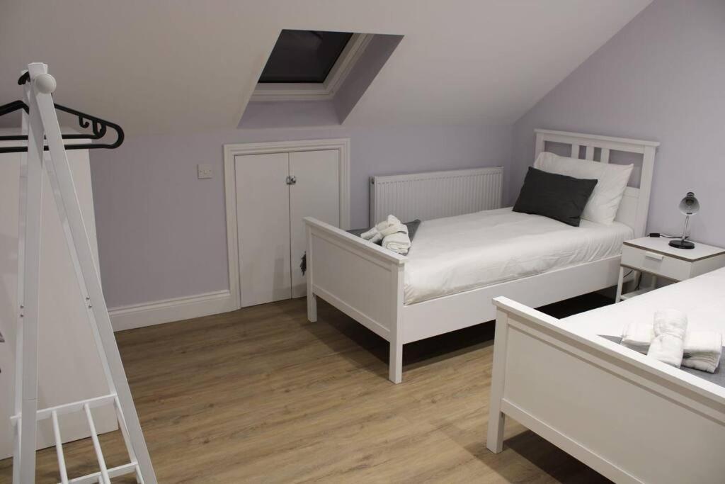5 Star Apartment Londen Buitenkant foto